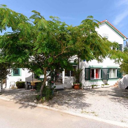 Apartments in Vir/Insel Vir 34750 Buitenkant foto