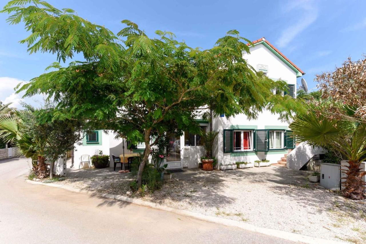 Apartments in Vir/Insel Vir 34750 Buitenkant foto