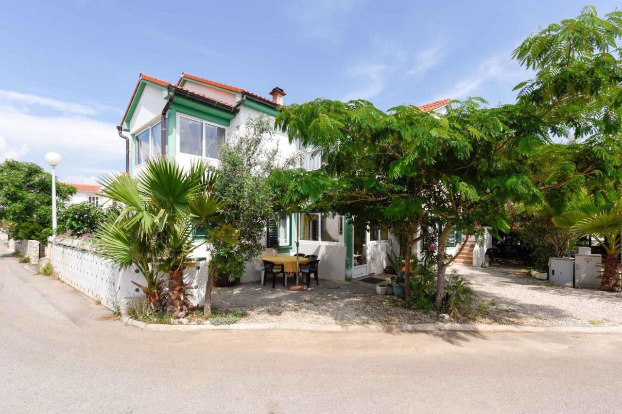 Apartments in Vir/Insel Vir 34750 Buitenkant foto