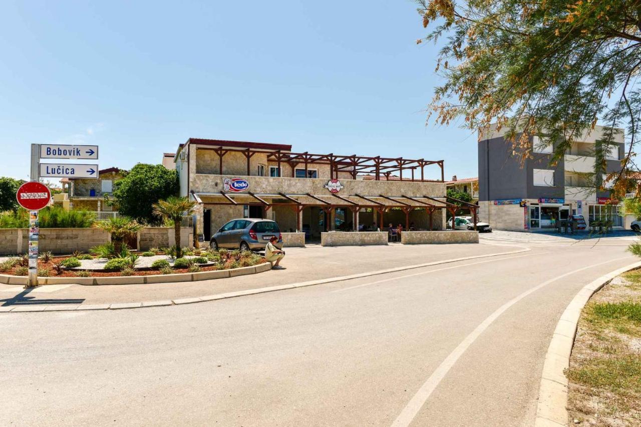 Apartments in Vir/Insel Vir 34750 Buitenkant foto
